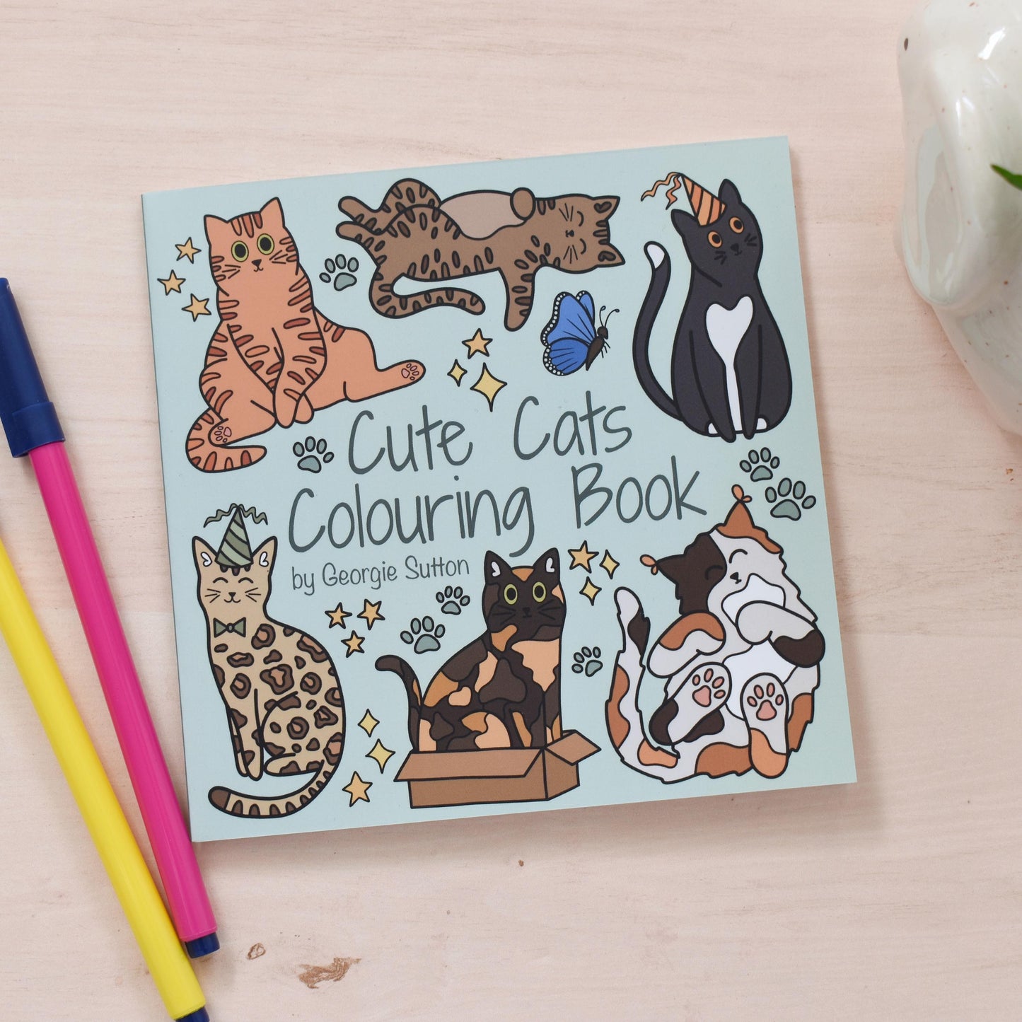 Cute Cats Colouring Book