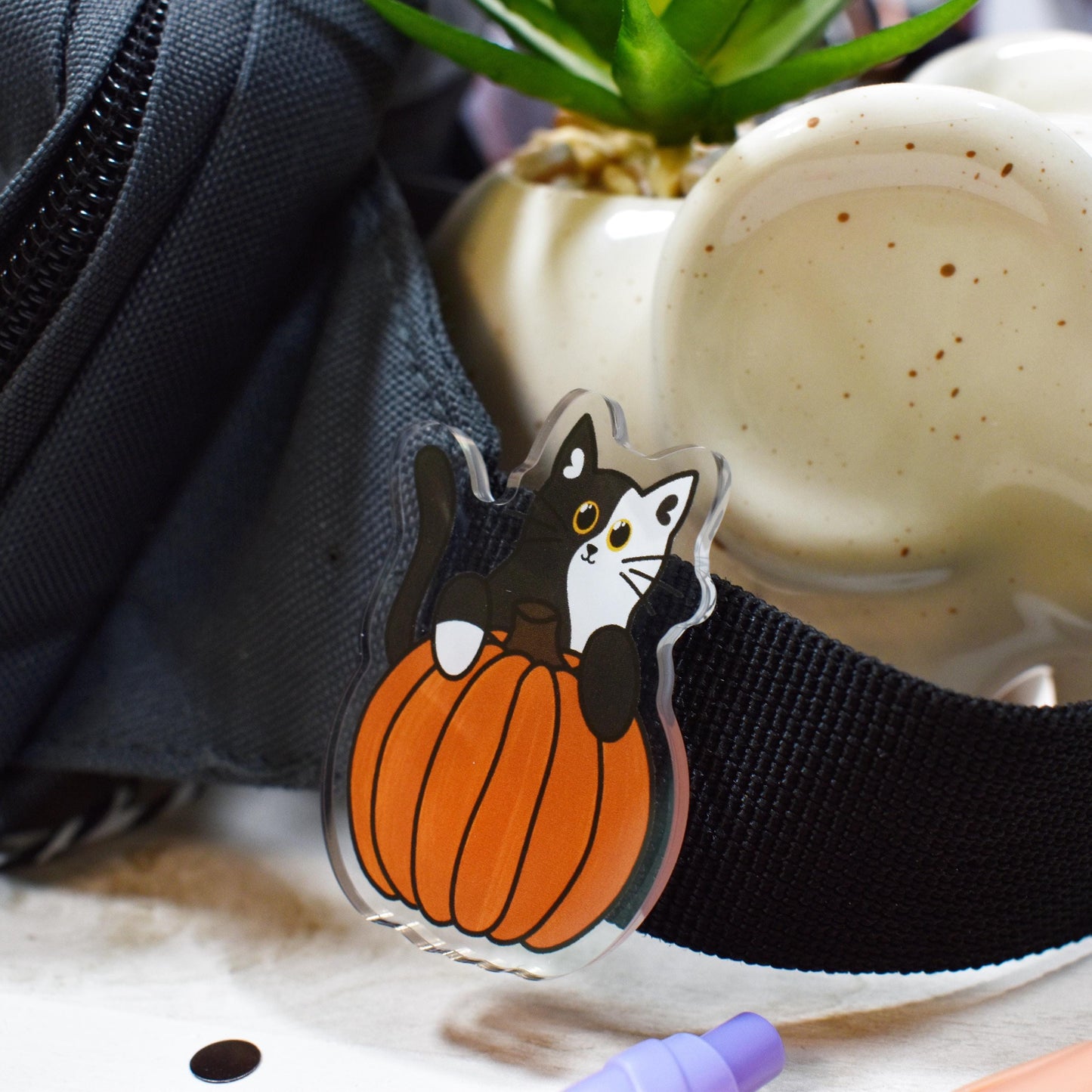 Pumpkin Cat Pin Badge