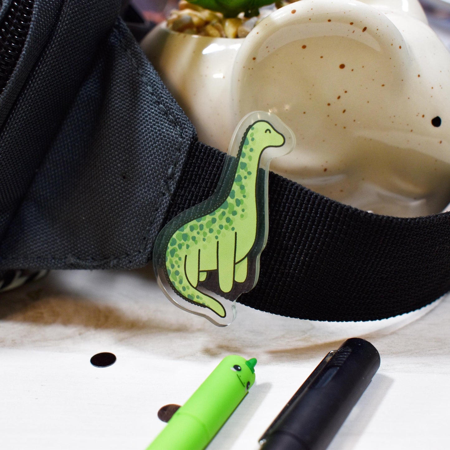 Brontosaurus Magnet
